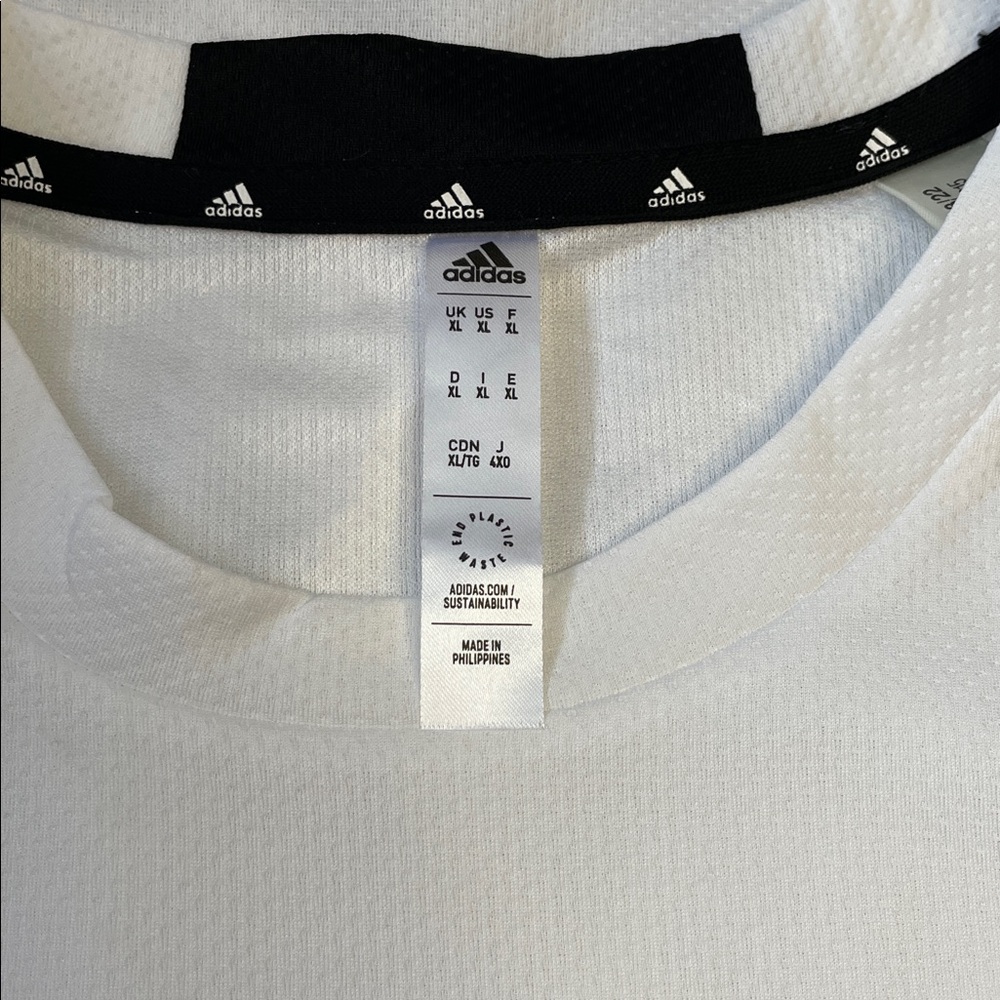 NWOT Adidas White Short-Sleeve Logo Tee.  Men’s Size XL - Picture 4 of 5